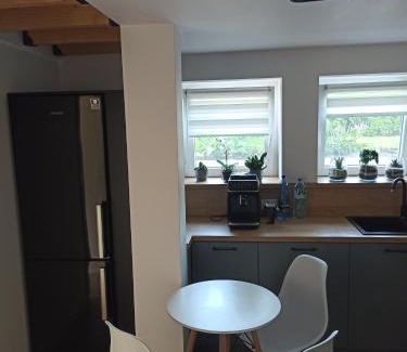 Brochow Apartment | Urban Palace bezpłatne miejsce postojowe