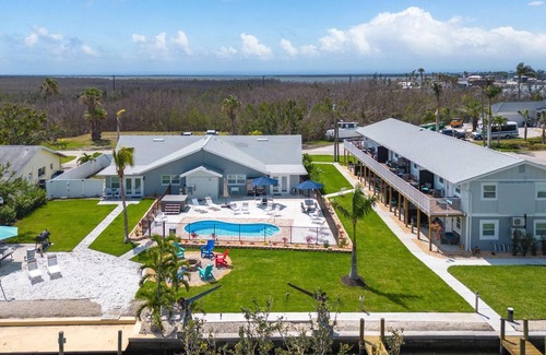 Matlacha Isles Condo | 6 Person 1-Bedroom Condo with Waterview Patio Starfish - Welcome to our newly renovated one-bedroom condo!