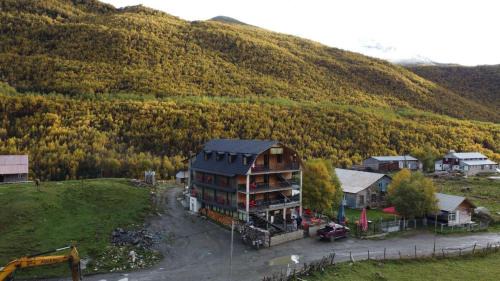 Ushguli Hotel | Ushguli Panorama Guest House