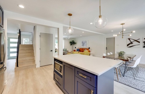 Greater South River City House | UT Football Fave - Pool, 2 Miles to Downtown ATX!