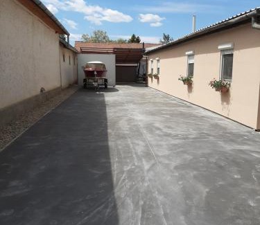 Abadszalok House | Váradi Apartman