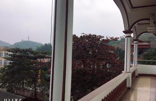 Ngoi Tu Hotel | Vân Anh Guesthouse