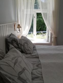 Vaaksy Hotel | Vääksyn Apteekinmajoitus