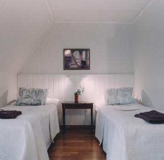 Vaaksy Hotel | Vääksyn Apteekinmajoitus