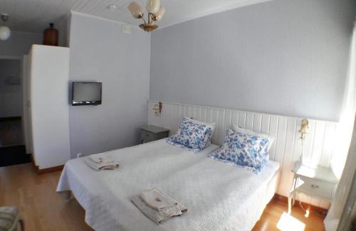 Vaaksy Hotel | Vääksyn Apteekinmajoitus