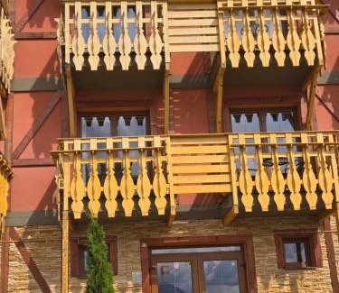 Velka Lomnica Apartment | Výhľadový apartmán Golf s garážovým státim
