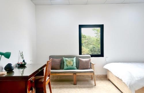 Da Lat House | Vạn Tùng Homestay & Café