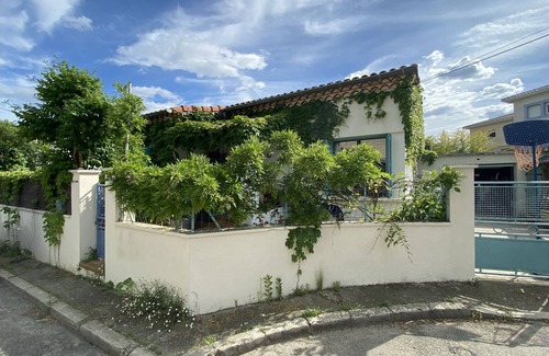 Les Cevennes House | v Illa Charmante