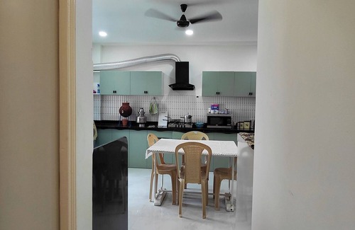 Sadar House | V & U Homestay Sadar