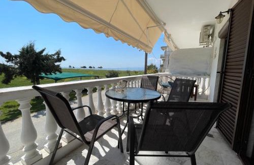 Paralia Ofryniou Apartment | V&Z Apartment Seaview