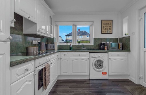 Wishaw House | Vacant Nests | The Grampian | Free Wifi