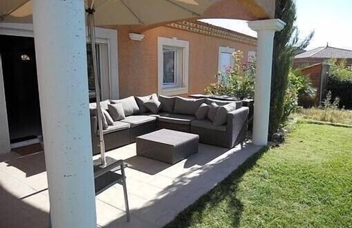 Garrigues-Sainte-Eulalie Villa | Vacation villa 8 adults - air-conditioned rooms - bb- beds