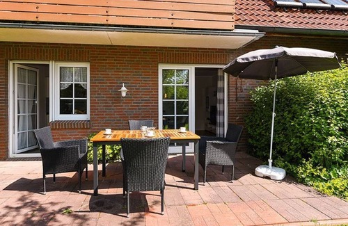 Neuharlingersiel Apartment | Vacation apartment Austernfischer - House Andreesen