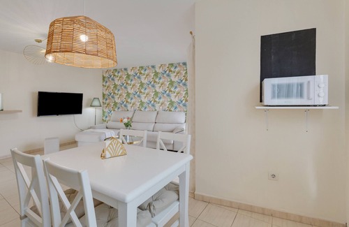 Playa San Juan Apartment | Vacation Apartment 'Luxury Ático Plaza' with Mountain View, Private Terrace and Wi-Fi