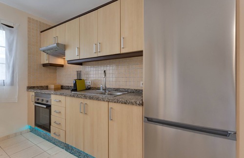 Playa San Juan Apartment | Vacation Apartment 'Luxury Ático Plaza' with Mountain View, Private Terrace and Wi-Fi