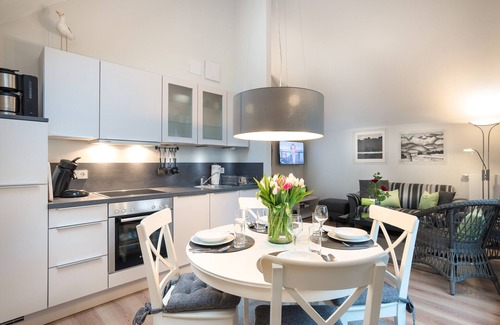 Heiligenhafen Apartment | Vacation apartment/apartment for 2 guests with 51m² in Heiligenhafen (20716)