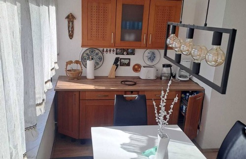 Kappel Apartment | Vacation apartment 4 rooms (7 beds) in Chemnitz Kappel, suitable for fitters