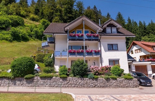 Frohnd Apartment | Vacation apartment/apartment for 2 guests with 54m² in Fröhnd (145014)