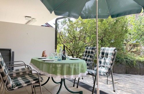 Kressbronn Apartment | Vacation apartment Fischerpromenade - close to the lake, in the fishing village with a large terrace