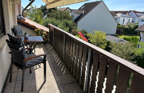 Fuerth Apartment | Vacation apartment Farrnbach - Spacious (70sqm), quiet, 2 bedrooms with south-facing balcony