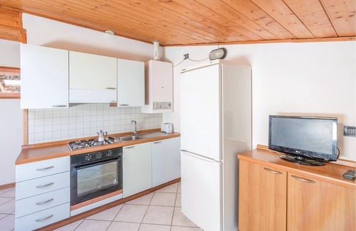 Pergolese Apartment | Vacation apartment in a farmhouse in Pergolese, a village in the province of Trento in the valley Va