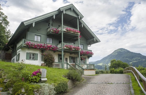 Oberaudorf Apartment | Vacation apartment on the first floor of a new building, 45 sqm with terrace