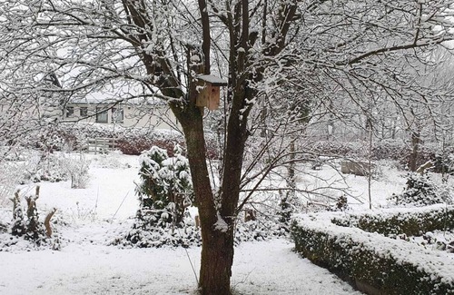 Eslohe Apartment | Vacation apartment on the outskirts with 2 balconies