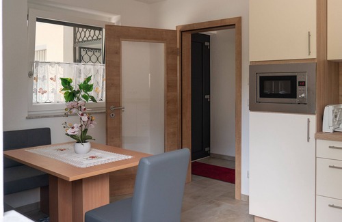 Laufen Apartment | Vacation apartment with Salzach view, terrace and quiet location