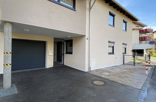 Laufen Apartment | Vacation apartment with Salzach view, terrace and quiet location