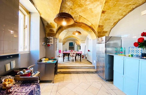Otranto Historic Centre Apartment | vacation apulia property -maestrale
