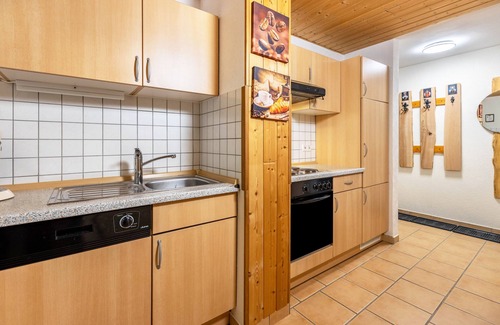 Am Bach Apartment | Vacation apartment "Lorenz" with private terrace and WLAN