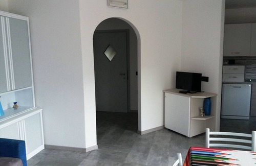 Monclassico Apartment | Vacation Dimaro-Val di Sole CIN: IT022233C2QJN7YDD9 Apartment A