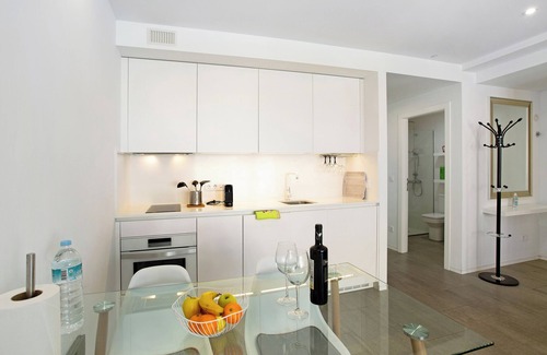 Los Llanos Apartment | Vacation Home 'Flying La Palma- Green' with Mountain View, Terrace & Wi-Fi