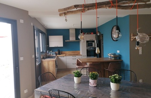 Marsilly House | Vacation home 7 kms from the port of la rochelle and île de ré