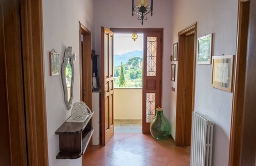 Lucca House | Vacation Home Alla Quercia - Peace and relaxation in the hills of Lucca