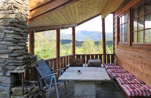 Eikelandsosen House | Vacation home Anna by Interhome