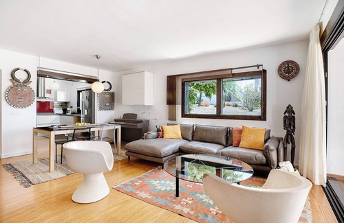 Costa Teguise House | Vacation Home 'Casa La Rosa Del Mar' with Private Terrace, Balcony and Wi-Fi