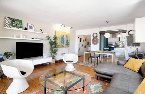 Costa Teguise House | Vacation Home 'Casa La Rosa Del Mar' with Private Terrace, Balcony and Wi-Fi