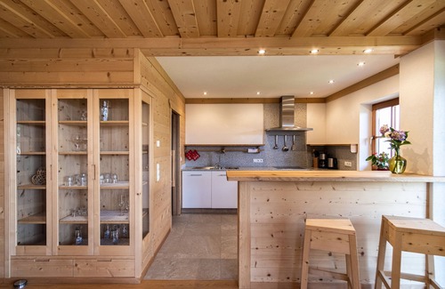 Riga Davanti House | Vacation home Chalet Oberlechner