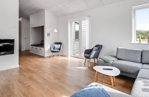 Skjern House | Vacation home "Enno" - 400m to the inlet in Western Jutland in Skjern - 10 persons, 4 bedrooms