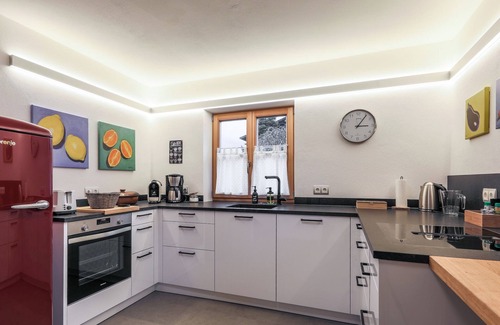 Eck House | Vacation home for up to 10 people with 4 bedrooms, 210m², large garden