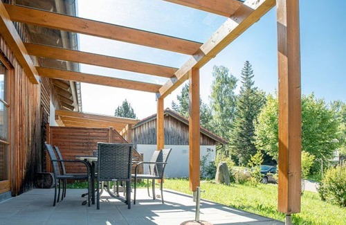 Reichenbach House | Vacation home Fuchsweg in the vacation village Reichenbach (F24a) - Friendly wooden house with