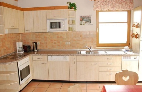 Reichenbach House | Vacation home Fuchsweg in the vacation village Reichenbach (F24b) - Friendly wooden house with