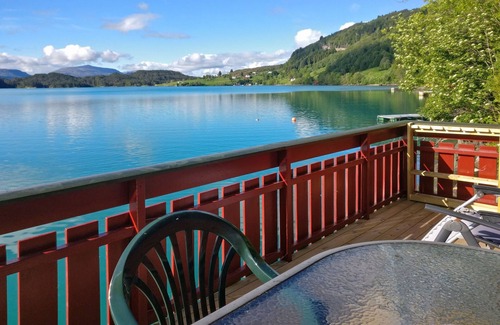 Hyllestad House | Vacation home Idun by Interhome