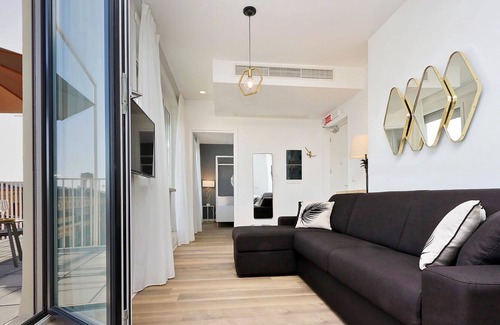 Sallustiano House | Vacation Home in Rome with 2 bedrooms sleeps 6