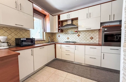 Podgradina House | Vacation home Karlo by Interhome