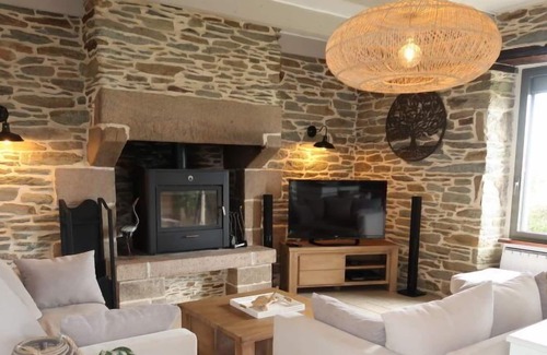 Lannion House | Vacation home Kalon Roz (LOX104) in Lannion - 7 persons, 3 bedrooms