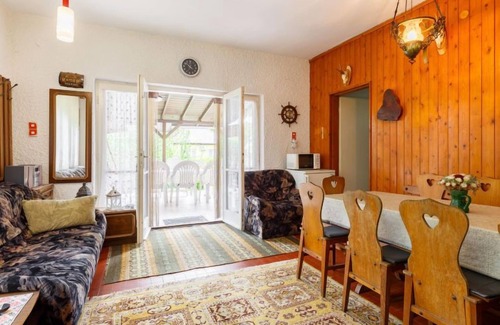 Balatonfenyves House | Vacation home Merlin by Interhome