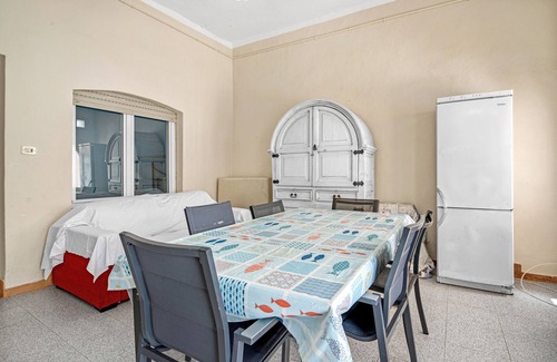 Oliva House | Vacation Home "Oliva Primera Linea" with Sea View, Private Terrace & Wi-Fi