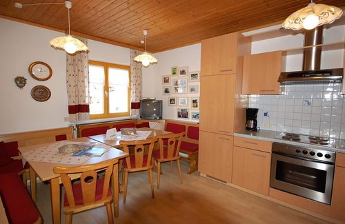 Michaelerberg-Pruggern Apartment | Vacation home Tschernitz - Holiday home/4 or more bedrooms/bathroom, WC